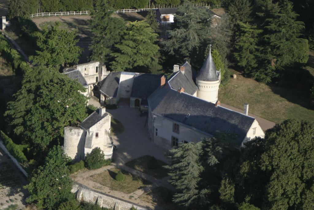 罗什马特尔城堡住宿加早餐旅馆 鲁瓦夫 外观 照片